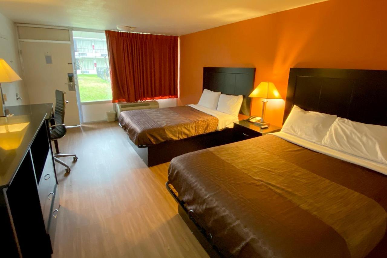 Landmark Hotel Leesville Zewnętrze zdjęcie