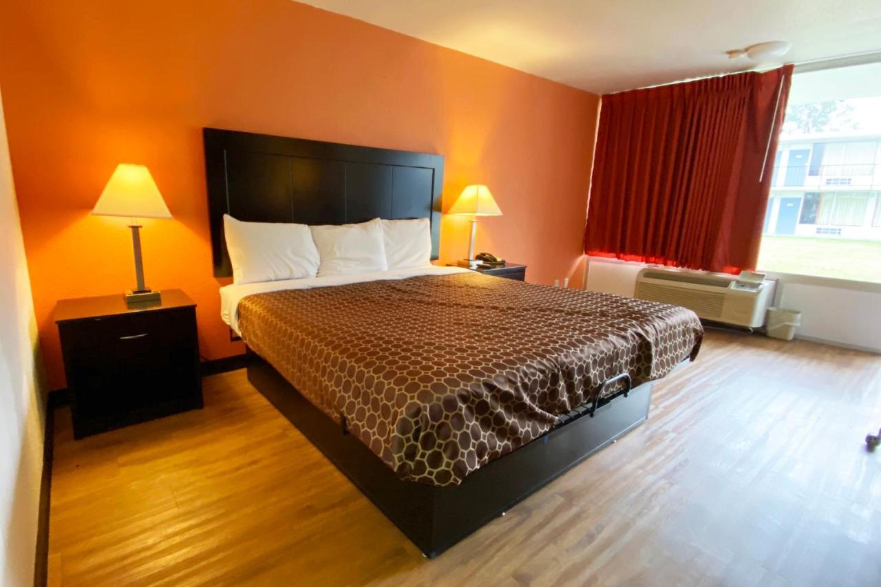 Landmark Hotel Leesville Zewnętrze zdjęcie