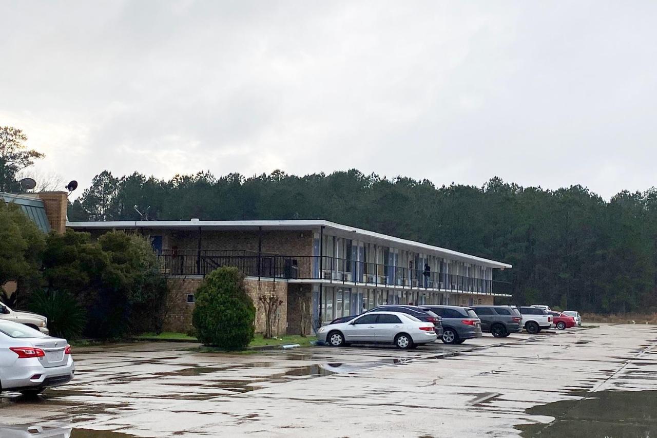 Landmark Hotel Leesville Zewnętrze zdjęcie